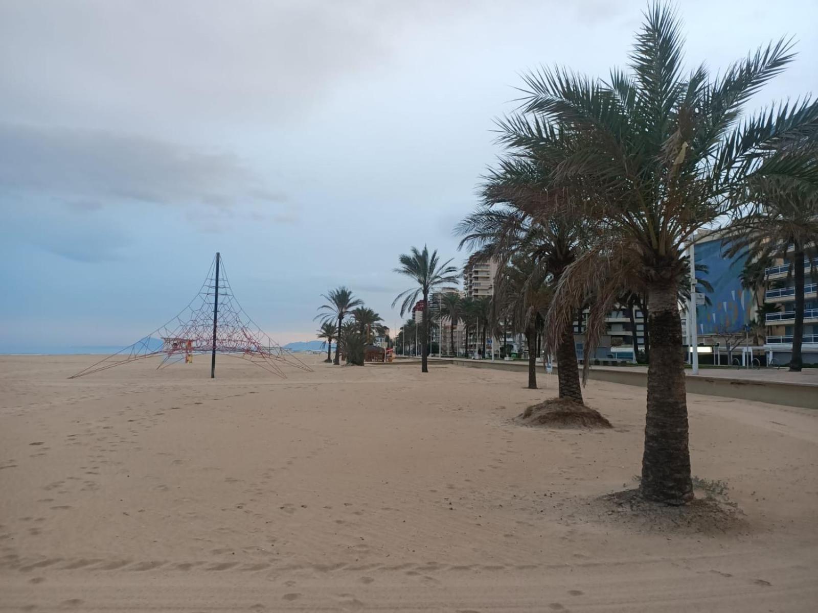 Playa de GandiaPlaya Gandia, Iris, Piscina Aa Y Wifiアパートメント エクステリア 写真